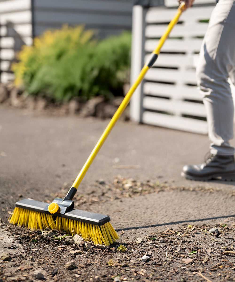 Tornado 14" Garden Broom With Telescopic Handle
