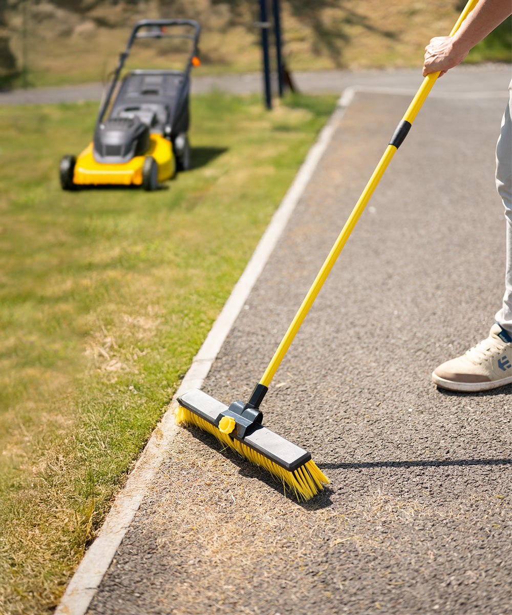 Tornado 14" Garden Broom With Telescopic Handle