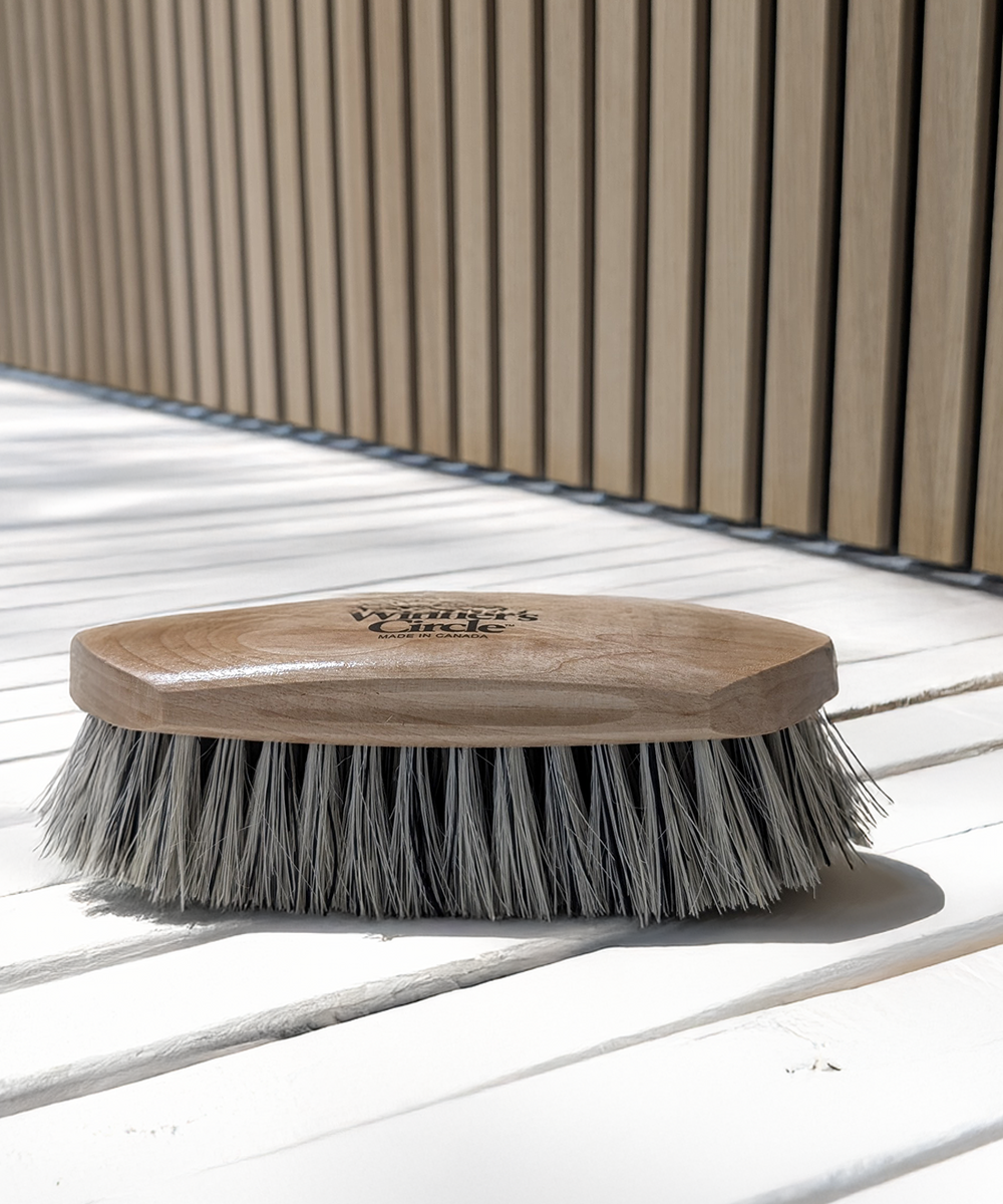 8 ¼'' Champion Brush Winner’s Circle® Stiff Grey English Fibre Dandy Brush
