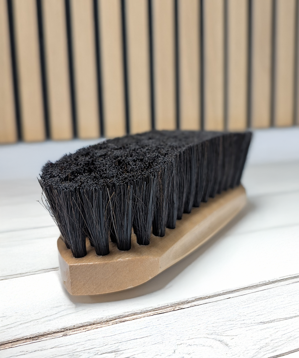 7 ½'' Champion Brush Winner’s Circle® Soft Horsehair Blend Dandy Brush