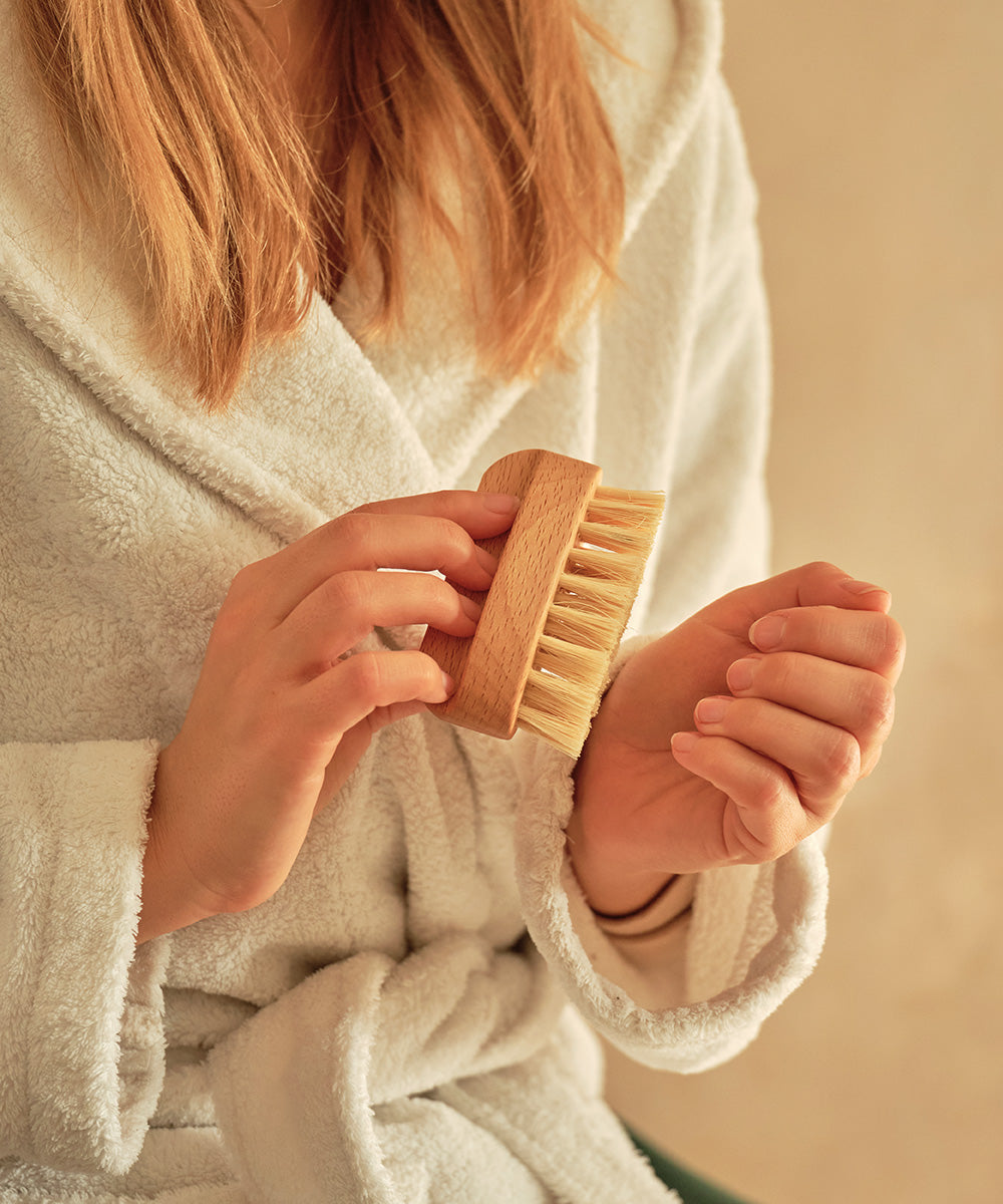 Natural by Hillbrush Nail Brush - Stiff