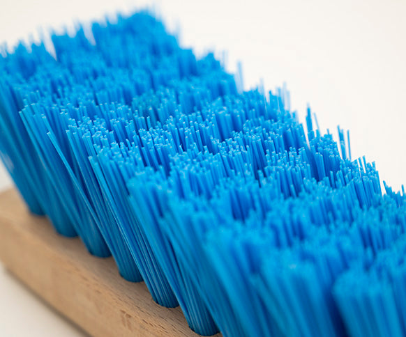 Traditional General Purpose Brush With A Chisel Edge - Stiff