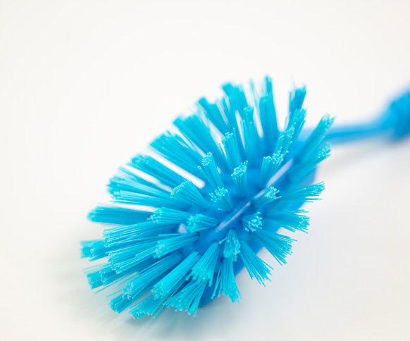 Everyday Dish Brush With Scraper (Blue) - Medium Stiff