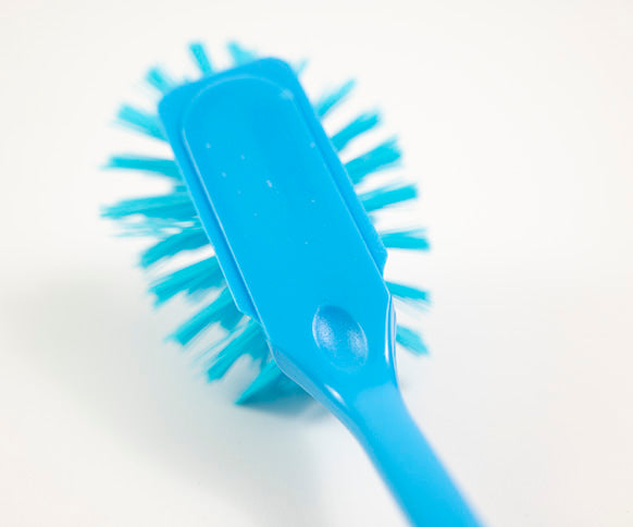 Everyday Dish Brush With Scraper (Blue) - Medium Stiff