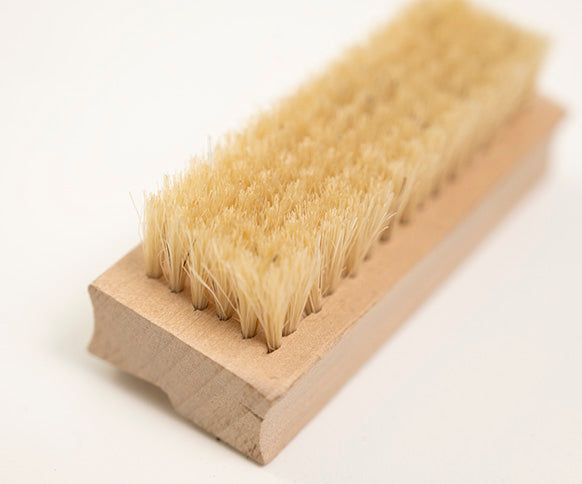 Everyday Nail Brush With Dual Fill - Medium Stiff